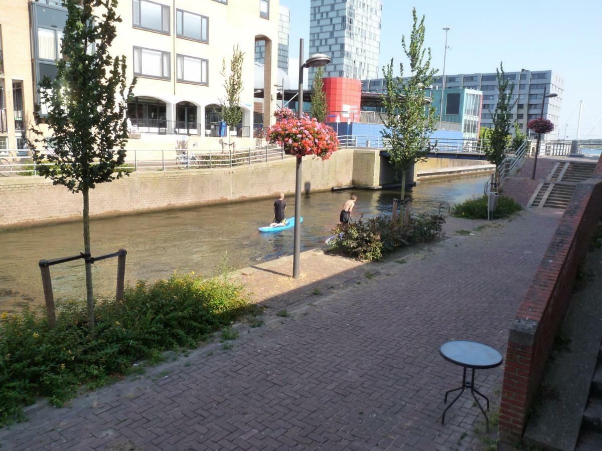 Bij Paul In Almere Exterior foto