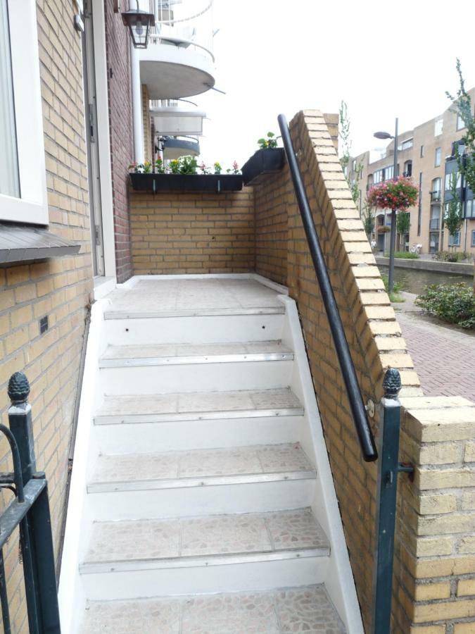Bij Paul In Almere Exterior foto